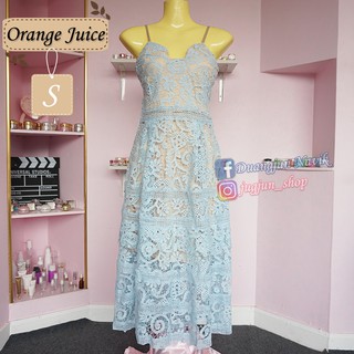 ( โล๊ะตู้ ส่งต่อ ) เดรสลูกไม้งานอลัง สีฟ้า ผ้าหนักมาก สวยมาก งานป้าย : Orange Juice