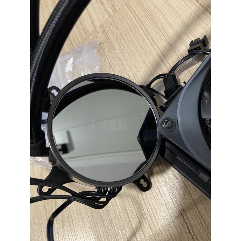 NZXT KRAKEN X52 ชุดน้ำปิดใช้งานปกติทุกอย่าง ประกัน 3 ปี