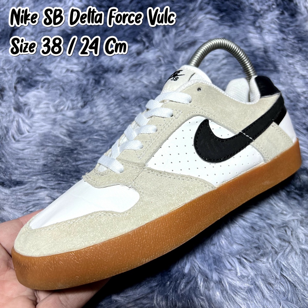 Nike SB Delta Force Vulc Size 38 / 24 Cm รองเท้าผ้าใบมือสอง คุณภาพดี ราคาสบายกระเป๋า
