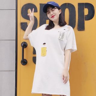 พร้อมส่ง เสื้อ Oversize สีขาว แต่งรอยขาด