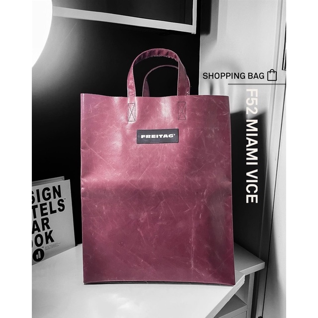 FREITAG F52 MIAMI VICE 紫 12月9日(金)発売】FREITAG × URBAN RESEARCH 「F52 MIAMI VICE