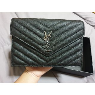 พร้อมส่ง Use like new 99% YSL Crossbody ปี2017