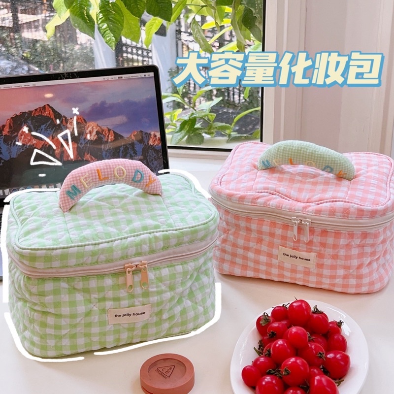 พร้อมส่ง กระเป๋าเครื่องสำอาง ลายสก๊อต น่ารักนุ่มนิ่ม ใส่ของได้เยอะ