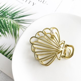 Cute Shell Hair with Gold Pearl Claws  : ที่หนีบผม สีทอง รูป หอย ประดับ มุก