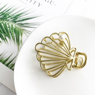 Cute Shell Hair with Gold Pearl Claws  : ที่หนีบผม สีทอง รูป หอย ประดับ มุก