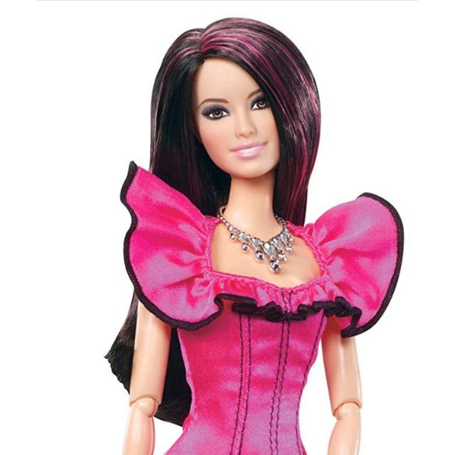 แท้​💯​ *Rare*Barbie​ Raquelle​ fashionistas​ 2011