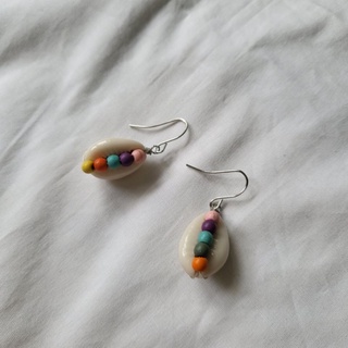 Shell mermaid earrings ต่างหูเปลือกหอย หอยกาบ หอยเบี้ย