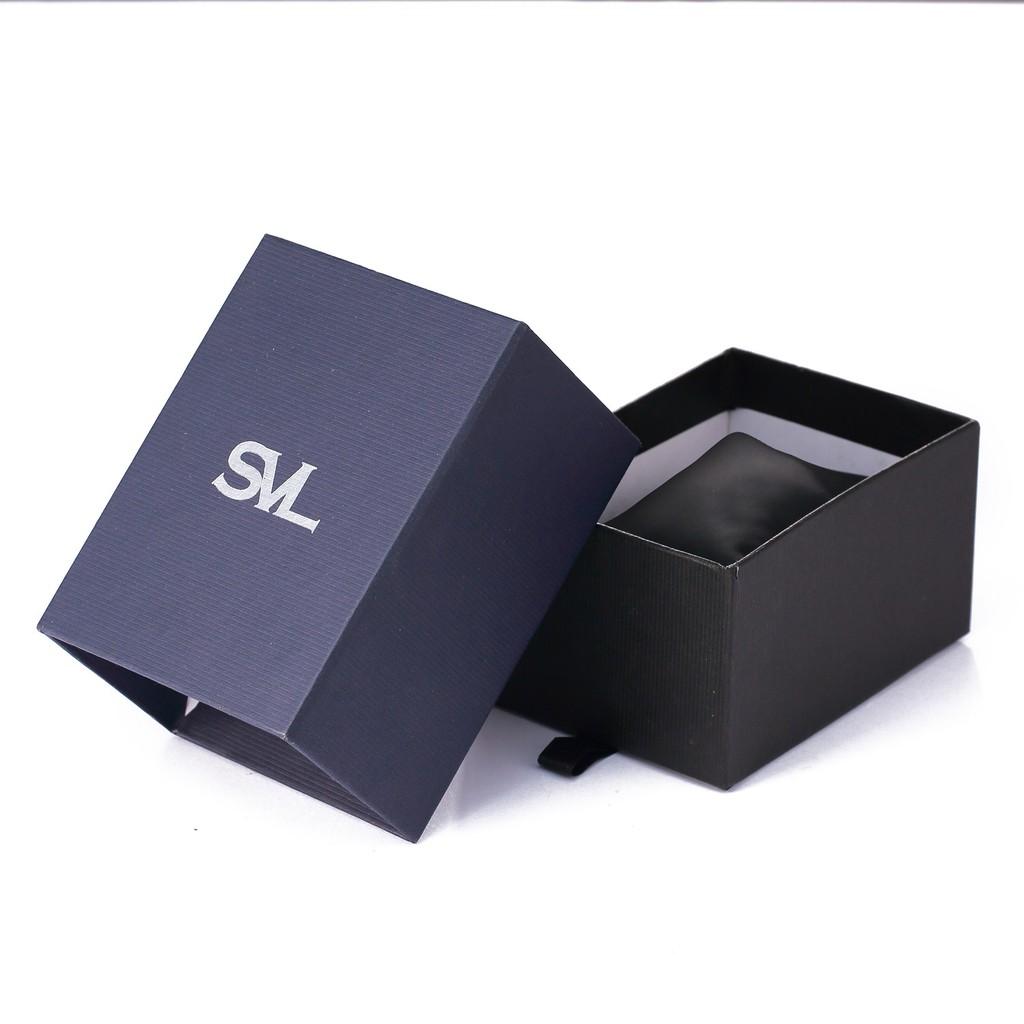 SVL นาฬิกาข้อมือผู้หญิง ประดับคริสตัล (ราคาโละสตอก คละสีส่ง) รุ่น AP1101