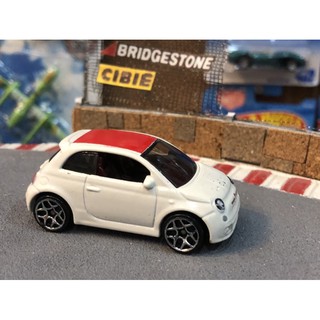 มือ 2 รถเหล็กฮอทวีล Hot Wheels 2014 HW City Fiat 500 25/250, White