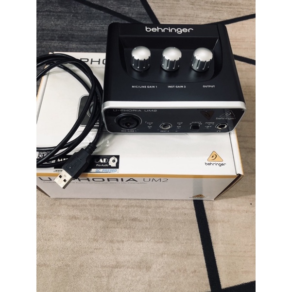 Behringer U-PHORIA UM2 2×2 USB Audio Interface