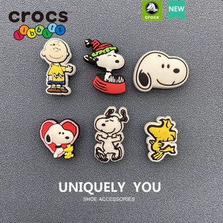 jibbitz crocs charms ตัวติดรองเท้า แท้ Snoopy การ์ตูน diy jibbitz ตัวติดรองเท้า crocs เซ็ต 6 ชิ้น