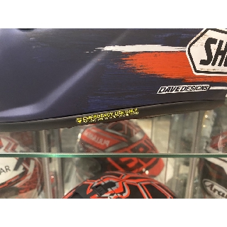 สติกเกอร์หมวกกันน็อค SHOEI ด้านข้างปาก EMERGENCY USE ONLY ขาย 1 ชุด มี 2 ดวง