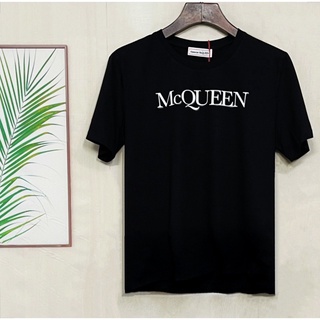 A1Exander Mcque 2021 เสื้อยืดคอกลมแขนสั้นพิมพ์ลายโลโก้สําหรับผู้ชาย