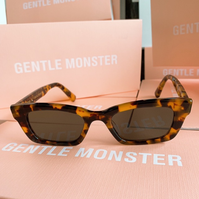 New Gentle Monster X Jennie sunglasses (1996)