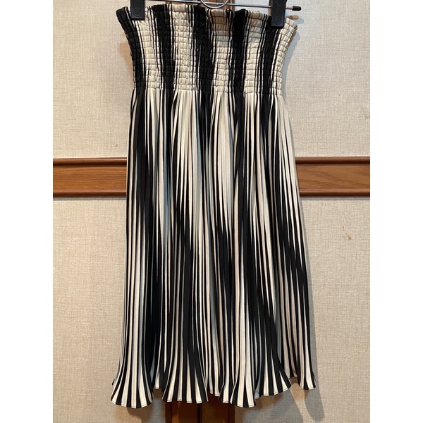 กระโปรงพลีทเอวสูง WORRA มือ1