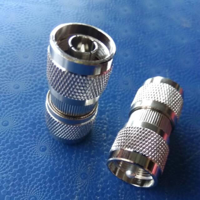 ขั้วต่อ N ตัวผู้เป็น PL259