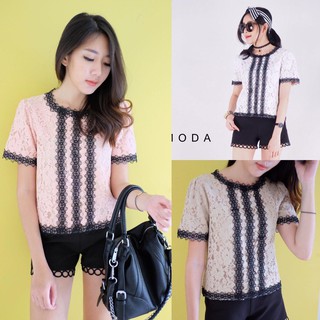 พร้อมส่ง-Lamoda Top ผ้าลูกไม้ทั้งตัว design เก๋ ๆ ด้วยงานลูกไม้ฉลุ เสริฟพร้อมงานซับในทั้งตัว