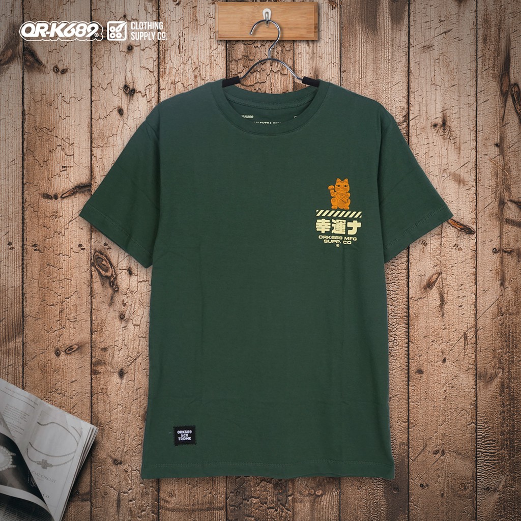 OR-K689 เสื้อยืดผู้ชาย Lucky Green