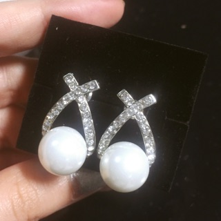 ต่างหูมุกแบบติดหู raya pearl earrings