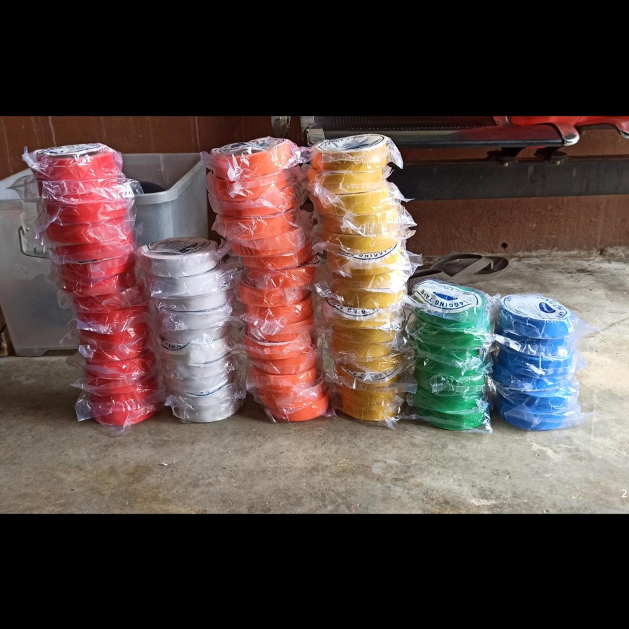 Flagging Tape (เทปเอาชีวิตรอด) 1 นิ้ว x 50 Mtr BESGARD