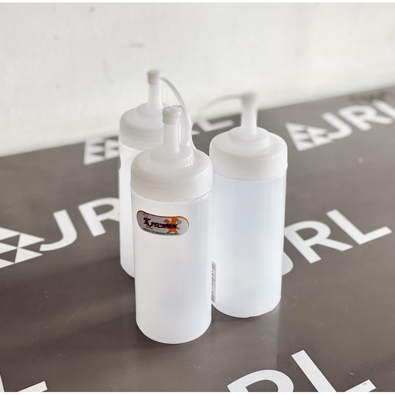 เรืองวา ขวดบีบพลาสติก ขนาด 16 oz. / 480 ml (จำนวนตามตัวเลือก) ผลิตในประเทศไทย