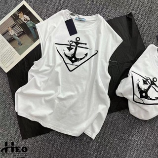 PRADAเสื้อคอกลมแขนกุดผ้าเด้งแต่งสกรีนหน้างานแบรนด์