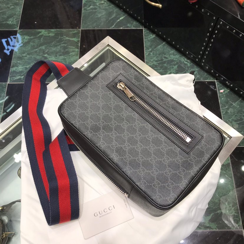 Pre-Order Gucci กุชช bumbag GG supreme 478325 กระเป๋าคาดอก กระเป๋า​คาด​เอว​ size17*27*8.5cm