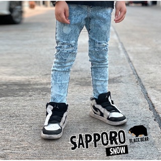 กางเกงยีนส์เด็ก DESTROYED BLACKBEAR JEANS : SAPPORO SNOW