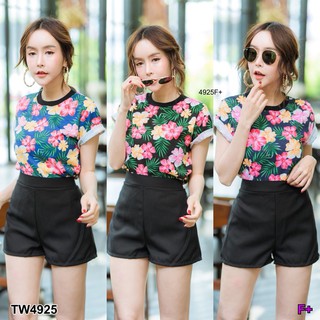 SET เสื้อยืดลายดอก+กางเกงดำ (4925)