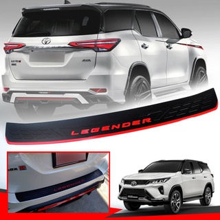 กันรอยท้าย กันรอยท้ายรถยนต์ FORTUNER ฟอร์จูนเนอร์ ปี 2019 - 2022 โลโก้ LEGENDER แดง