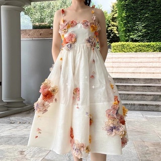 florals dress ชุดเดรสสายเดียว ตกแต่งดอกไม้ สวยงาม