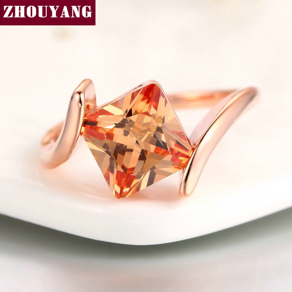 ZHOUYANG แหวนสำหรับผู้หญิง 8mm สแควร์ปริ๊นเซตัดส้มเพทาย Rose Gold สีแฟชั่นเครื่องประดับคริสตัลออสเตรีย ZYR419