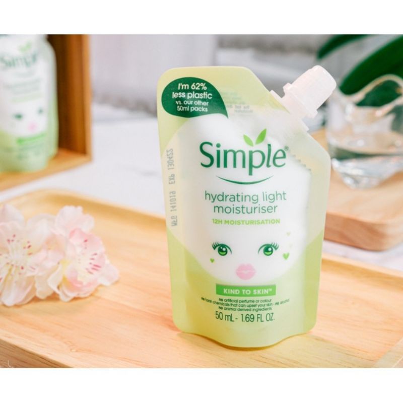 simple mini hydrating light moisturiser