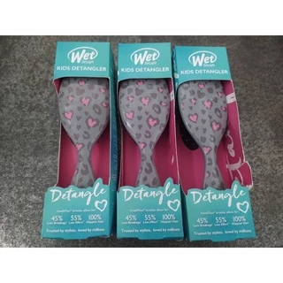 WET BRUSH [+++สินค้ามีตำหนิ รอยถลอก แพคเกจยับ ไม่มีผลต่อการใช้งาน] รุ่น KIDS DETANGLER [สินค้าตำหนิไม่ร่วมโปรของแถมGWP]