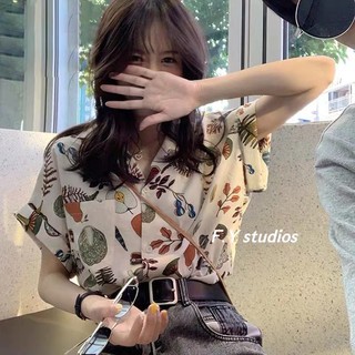 𝙁.𝙔 𝙨𝙩𝙪𝙙𝙞𝙤𝙨 🔥พร้อมส่ง🔥NO.75 เสื้อเชิ้ตชีฟอง สไตล์ฮ่องกง เสื้อแขนสั้นคอวี เชิ้ตลายดอกวินเทจ เสื้อผ้าแฟชั่น ผู้หญิง