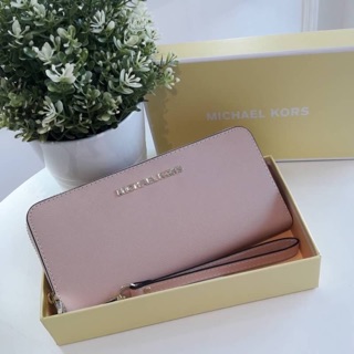 💋 Best seller! งานขายดี รุ่นใหม่คะ Michael kors saffiano Wallet🍭