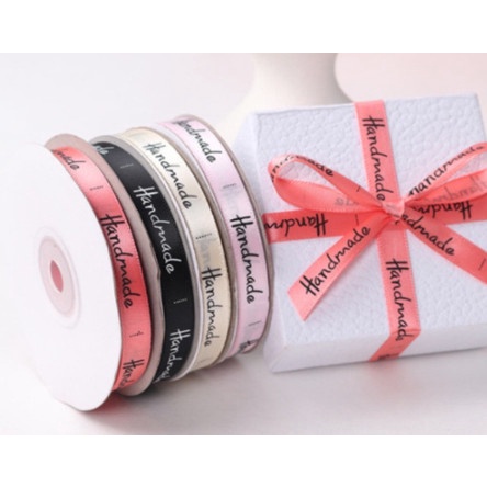 ริบบิ้นผ้า พิมพ์ลาย Handmade กว้าง 1 cm. ยาว 25 y. 1 ม้วน(JJ04)