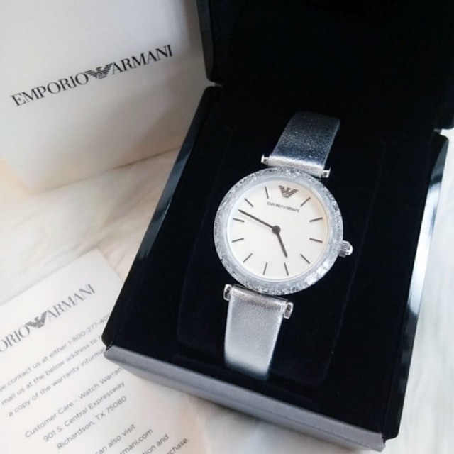 นาฬิกา Emporio Armani Women's Gianni T-Bar Silver Leather Watch AR11124 หน้าปัดสีขาว สายหนังสีเงิน 32 มม.