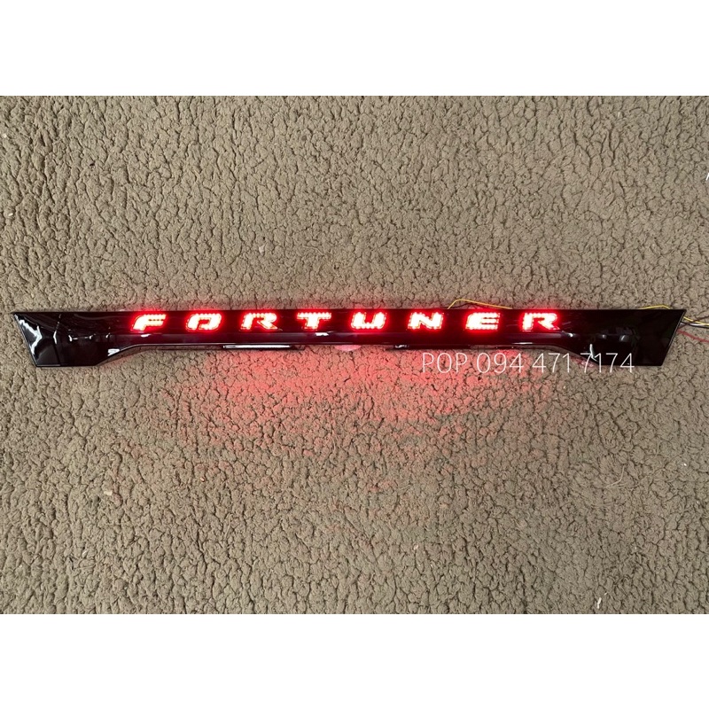 🔥ลดเพิ่ม 25 บาทใส่โค้ด LIT828DX🔥คิ้วฝากระโปรงท้าย​ fortunerมีไฟ ​ ปี2005 2006 2007 2008 2009 2010 20