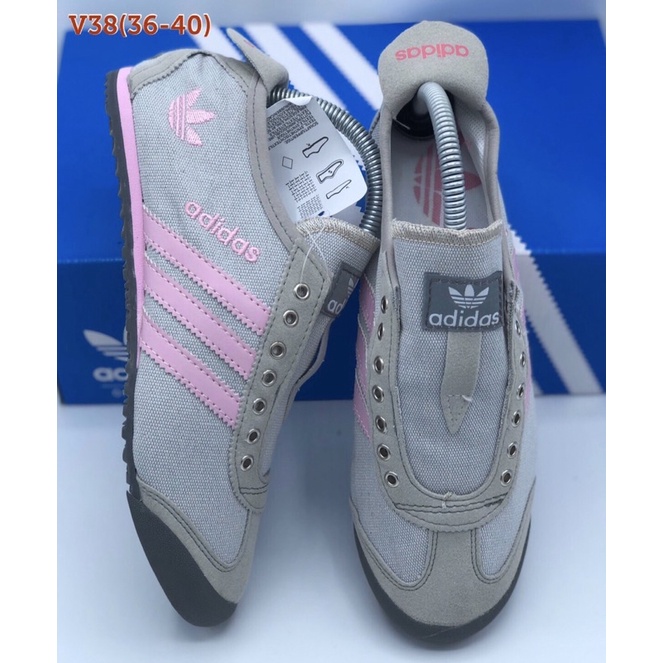 รองเท้าAdidas salip On แบบ(ผ้า)🍃