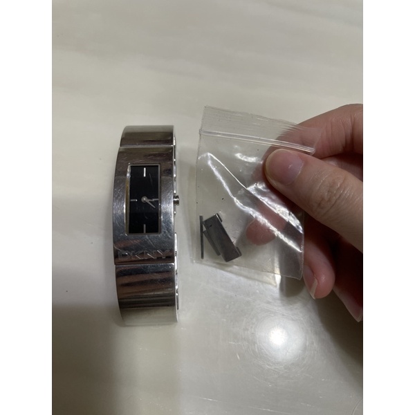 นาฬิกาข้อมือผู้หญิง สภาพดี #dkny