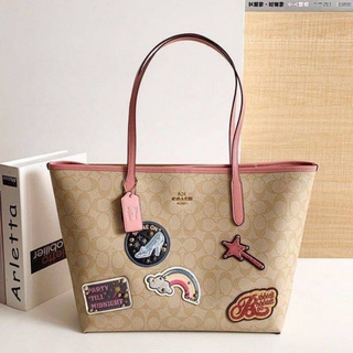 กระเป๋า COACH DISNEY X COACH CITY TOTE IN SIGNATURE CANVAS WITH PATCHES C3724 แท้💯 ส่งฟรี