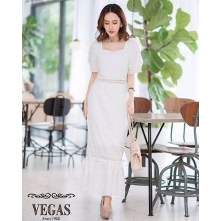 Maxi Dress ผ้าลูกไม้cotton ฉลุลาย ทรงหางปลา