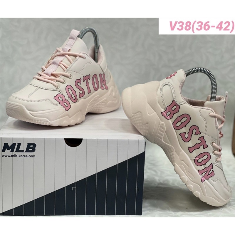 🌪🔥New MLB Boston   รองเท้าของผู้หญิงมีของพร้อมส่ง ผู้หญิงและผู้ชาย 🔥