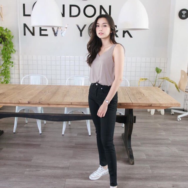 New in black jean size S