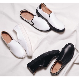 Basic No.04  รองเท้าหนังแท้ทรง Slip-on Sneakers ใส่ได้ทั้งผู้ชายและผู้หญฺิง