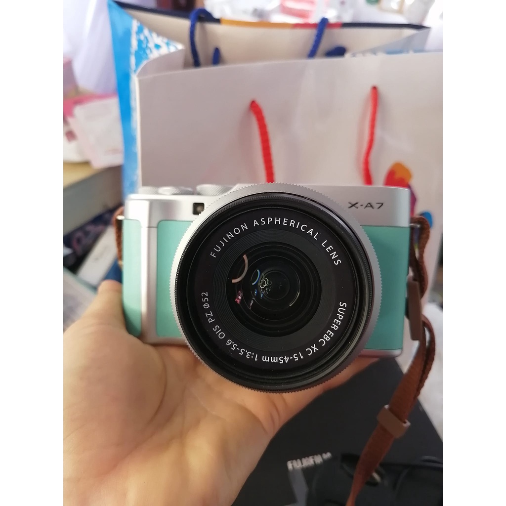 (กล้องมือสอง)Fuji xa7 สีขียวมิ้น ครบกล่อง เมนูภาษาไทยอุปกรณ์ครบ หน้าจอติดฟิลม์ การใช้งานกล้องได้ดีปกติ100%