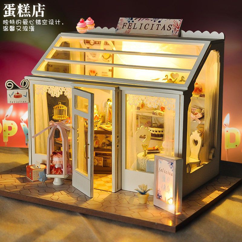 พร้อมส่ง บ้านจิ๋ว DIY บ้านตุ๊กตา ประกอบเอง มินิเค้กช็อป Felicitas by I-YU (TD25)