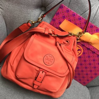 พร้อมส่ง Tory Burch Crossbody สีสดใส จุของได้เยอะ ค่ะ