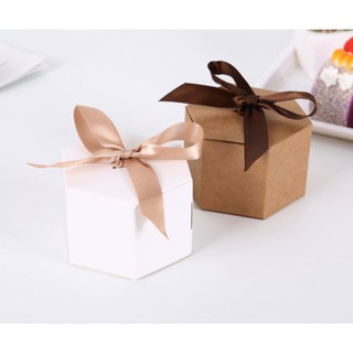 GIDA✏️ พร้อมส่ง กล่องขนม กล่องของชำร่วย ของชำร่วยงานแต่ง งานบุญ กล่องของขวัญเทศกาล กล่องราคาถูก